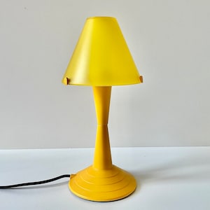 Postmoderne Veneta Lumi Vintage Designer Tischlampe Minimalist Eklektisch Wohnkultur Bunte Mid Century Umgebungslicht Nachttischlampe Pilz Lampe
