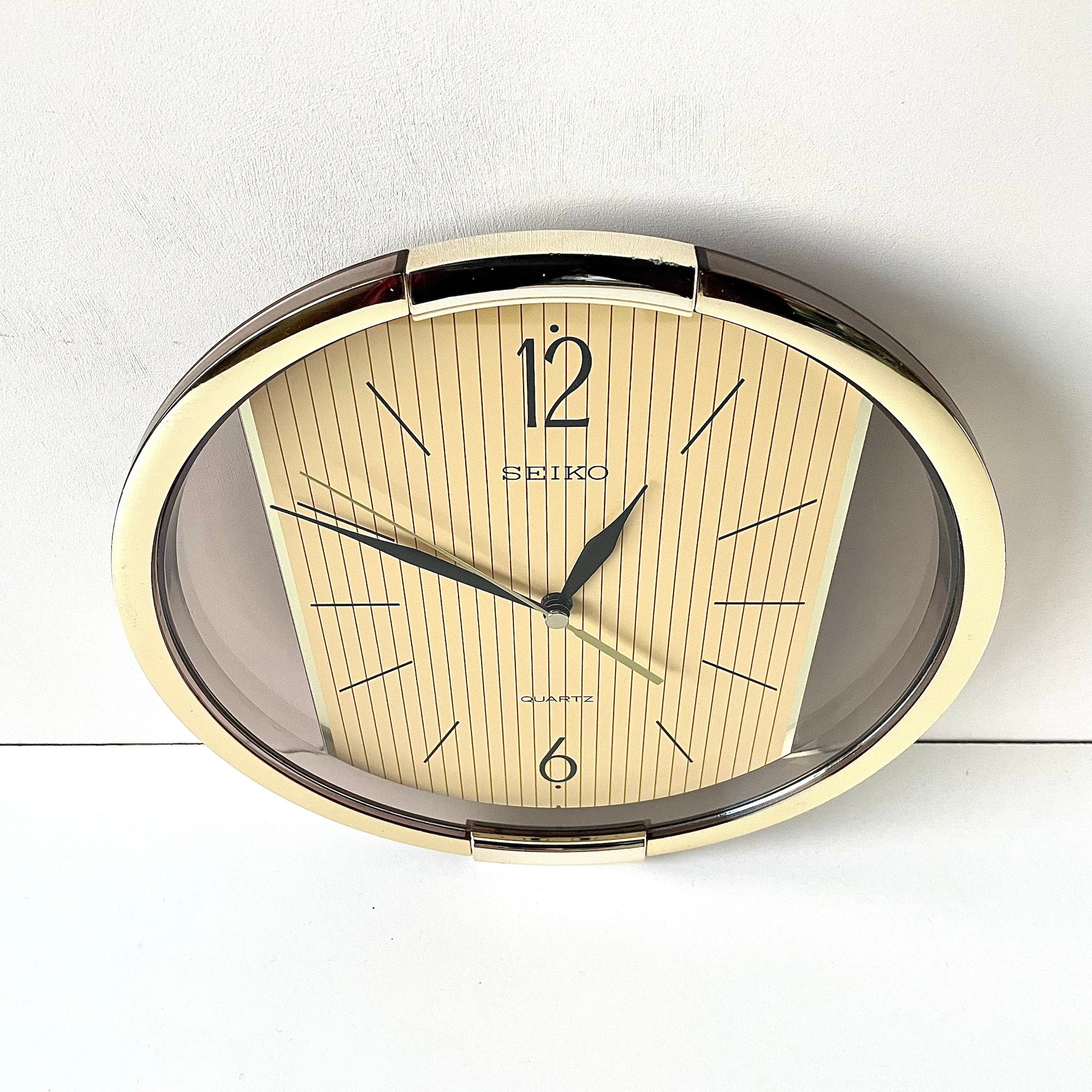 Vintage SEIKO 80s Modern Wall Clock Unique, Art Deco Wall Clock 11
