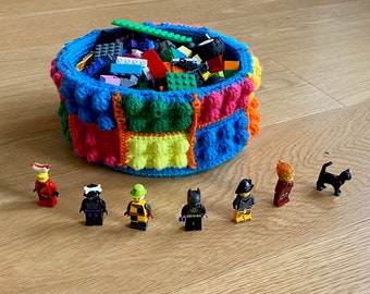Patrón de crochet de canasta de bloques de construcción coloridos