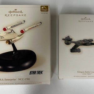 Hallmark Ornament wit stand-U.S.S ENTERPRISE NCC-1701 & 2009 Klingon Battle Cruiser