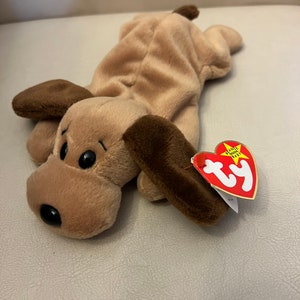 Vintage Bones TY Beanie and Teenie Baby- Mint tag-01-18-1994 in pristine condition. Comes from a smoke free home and stored in plastic bins.