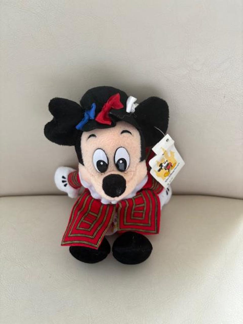 Vintage Mickey Mouse Disney Bean Bag plush with tags new in pristine condition- stored in plastic bins and comes from a smoke free home. bild 7