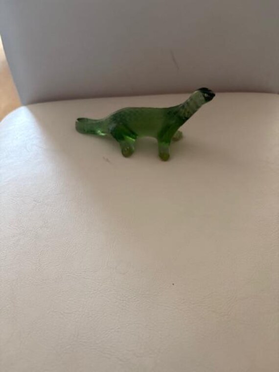 M*1様 LALIQUE 緑色ガラス 恐竜型オブジェ Vintage Lalique Green Crystal Dinosaur Figurine- in Great