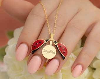 Gold Customized Ladybug Necklace, Cute Name Necklace, Personalized Ladybird Pendant, Gifts for Mother, Ladybug Name Necklace, Red Jewelry.