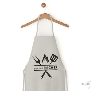 Burger Chef SVG, Grilldesign med gaffel och spatel (digital nedladdning) bild 4