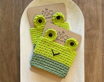 Froggy | crochet cup sleeve, crochet cup cozy, animal cup cozy, cute cup cozy, cup cozy, cup sleeve, gifts for him, gifts for her, cute gift