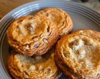 Brown Butter Chocolate Chip Cookie: Divine Delights, Brown Butter Bliss, Chocolate Chip Cookies, Cozy Cookies