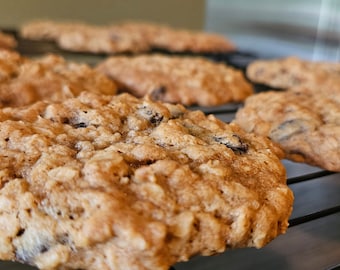 Harvest Raisin Oat Cookie - Perfect for Any Occasion, Gluten-free raisin cookies, Healthy cookies