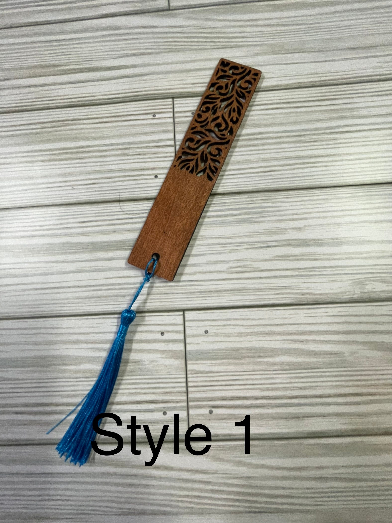 Unique Wooden Bookmark – Handmade Bookmark With Tassel – Cute Flower Bookmark – Fancy Wood Bookmark – Book Page Holder – Gift For Book Lover - UK