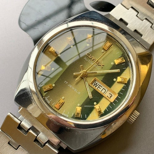 Vintage Omax shops Automatic 17 Jewels Day/Date Swiss Made