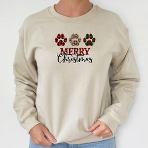 Checkered Paw Sweatshirt, Merry Xmas Top, Dog Paw Sweater, Merry Christmas Sweater, Dog Mum Sweatshirt, Dog Mum Jumper, Dog Lover Gifts