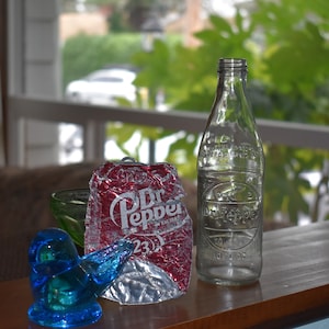 RARE Vintage 1975 Dr. Pepper 10 Oz Embossed Empty Clear Soda Bottle.