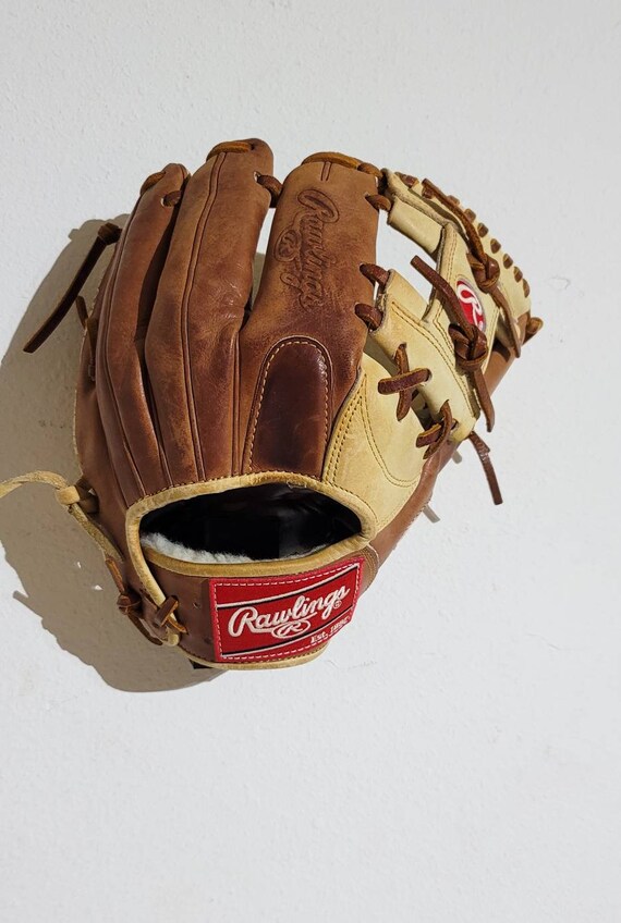 Baseball glove holder hot sale