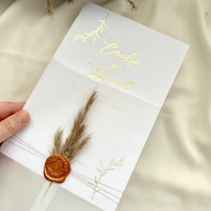 Hochzeitseinladung, Einladungskarten Hochzeit mit Pampasgras, Wachssiegel und getrocknete Blume, minimalistische einladung, Goldfolien Bild 3