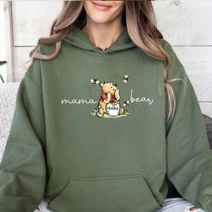 Mama Bear Hoodie, Custom Name Mum Jumper, Mothers Day Gift Top, Name Pullvoer, Jumper Gift for Mum, Pooh Mum Hoodie image 3