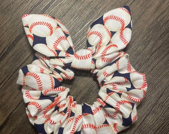 Baseball Seams Scrunchie