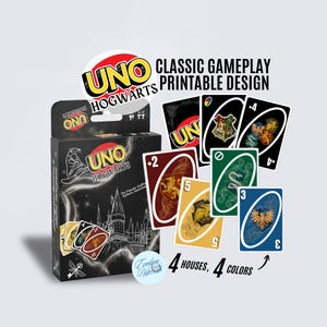 Könnte beinhalten: Eine schwarze UNO Hogwarts Kartenspielbox und Karten. Die Box zeigt eine Illustration von Schloss Hogwarts und den Text "UNO Hogwarts". Mehrere Karten werden angezeigt, die die vier Häuser und Farben zeigen. Der Text "CLASSIC GAMEPLAY PRINTABLE DESIGN" ist ebenfalls sichtbar.