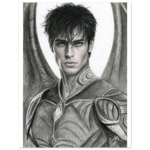 Retrato en grafito inspirado en Shadowsinger | Arte mural de fantasía oscura y estilo literario | Dibujo realista a lápiz, póster clásico en papel mate imagen 6