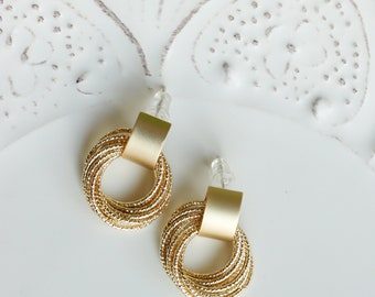Gold earrings,Elegant geometric design,minimalistic retro simple earrings Dainty Huggie Hoop Earring,Multiple Small Hoop Dangle Stud Earring