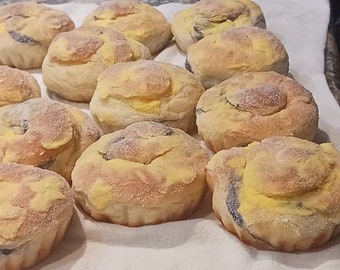 Ensaymada (Sold by the dozen) UBE/MUNGGO/REGULAR