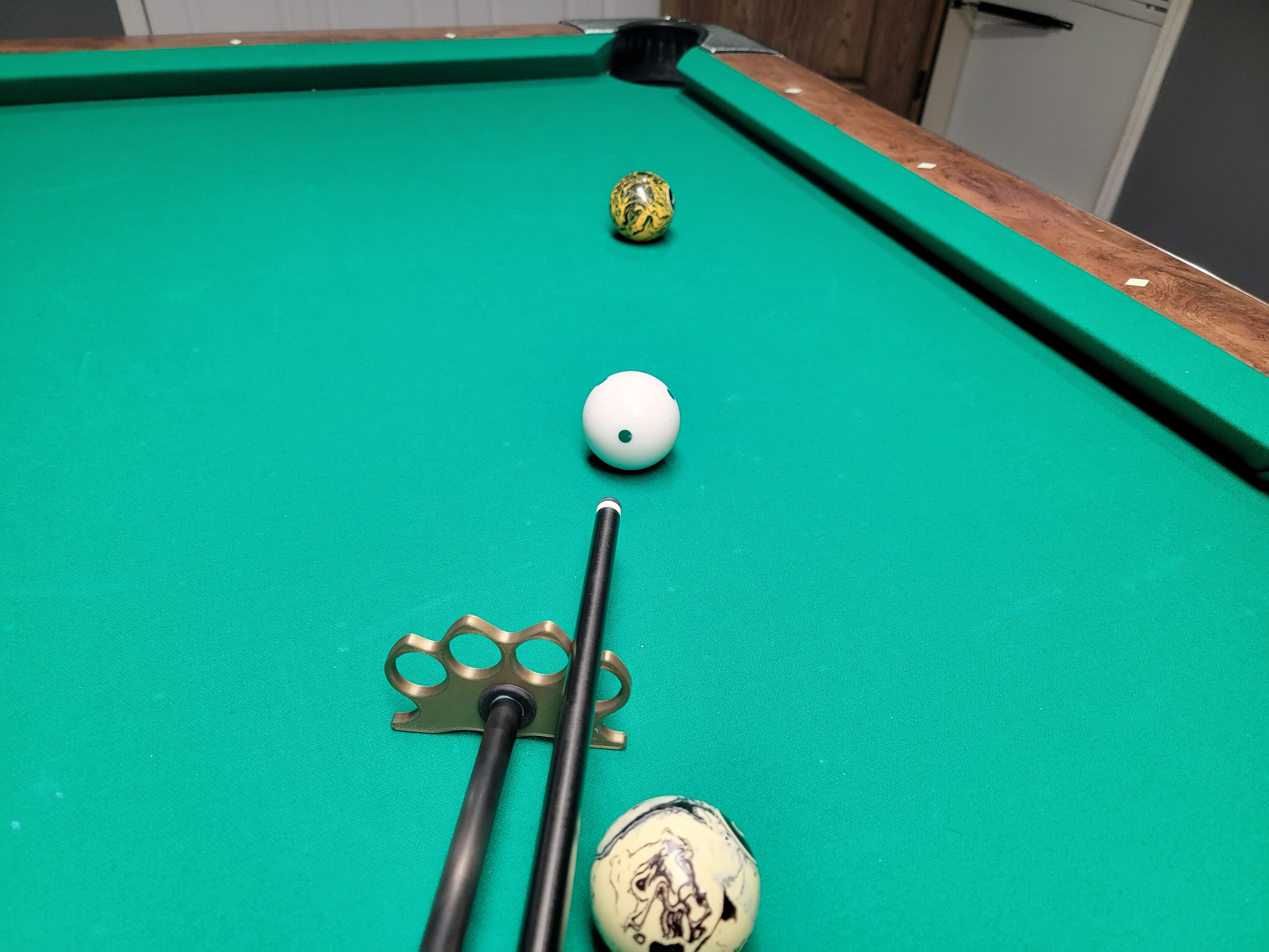 The Brass Knuckle Bridge Pool and Billiards Bridge or Rest Jump Bridge