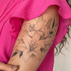 Lily flower Temporary Tattoo (1 Small or 1 Large)