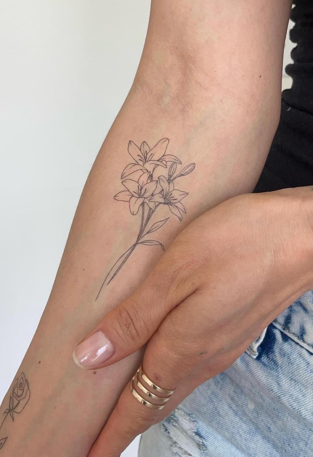 ユリの花束のタトゥーシール（2枚セット） - Etsy 日本