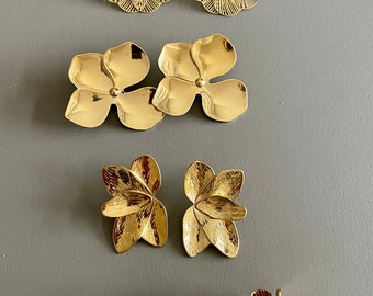 Big Chunky Flower Shaped Earrings /Gold Plated Stainless Steel Statement Earring  / Fashion Jewellery