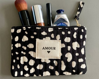 Zipper pouch/ Purse/ Zipped fabric bag/ Coin purse/ Make up bag/ Pen case/ Animal print pouches/ Zipped purse/ Christmas Gift