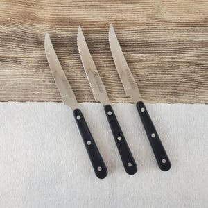 J A Henckels International ~ Set of (3) Eversharp Stainless Steak Knives ~ Black Handle 8.5&quot; ~ Made in Japan