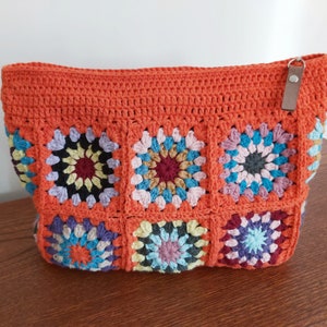 Orange crochet purse ,Square Bag, Vintage Style, Boho Womens Clutch,n Zipped retro Clutch, Multicolor clutch, crochet purse