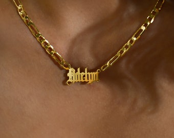 Personalized Old English Name Necklace，18K Gold Old English Name Necklace，Custom Name Necklace，Personalized Gothic Name Necklace，Name Plate