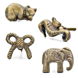 Juego de pomos de latón vintage / Tiradores de cajón con forma de elefante, gato, nudo de cinta y caballito de mar / Pomos de armario antiguos