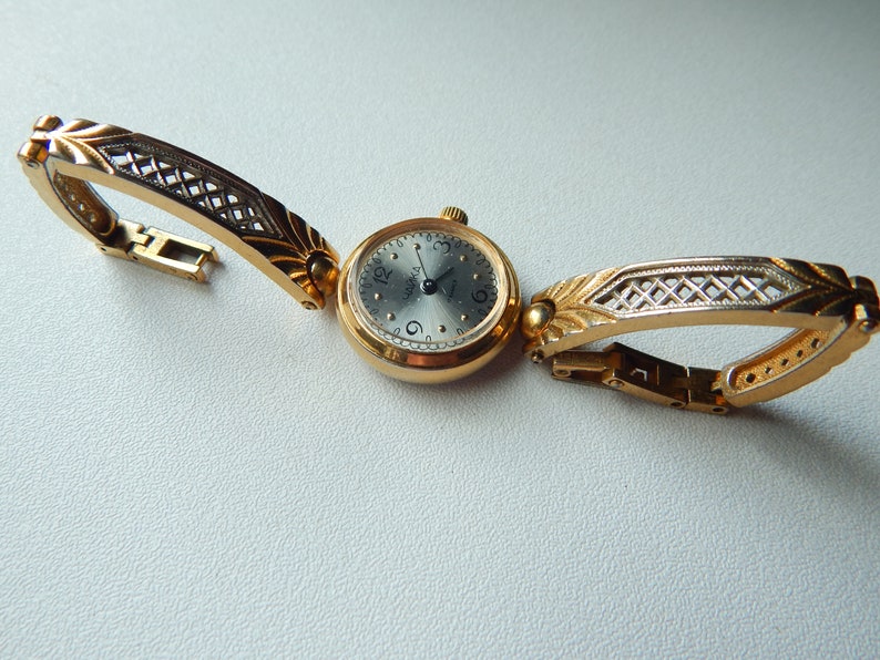 Sovjet-horloge USSR Chajka vergulde mechanische dames 17 juwelen afbeelding 4