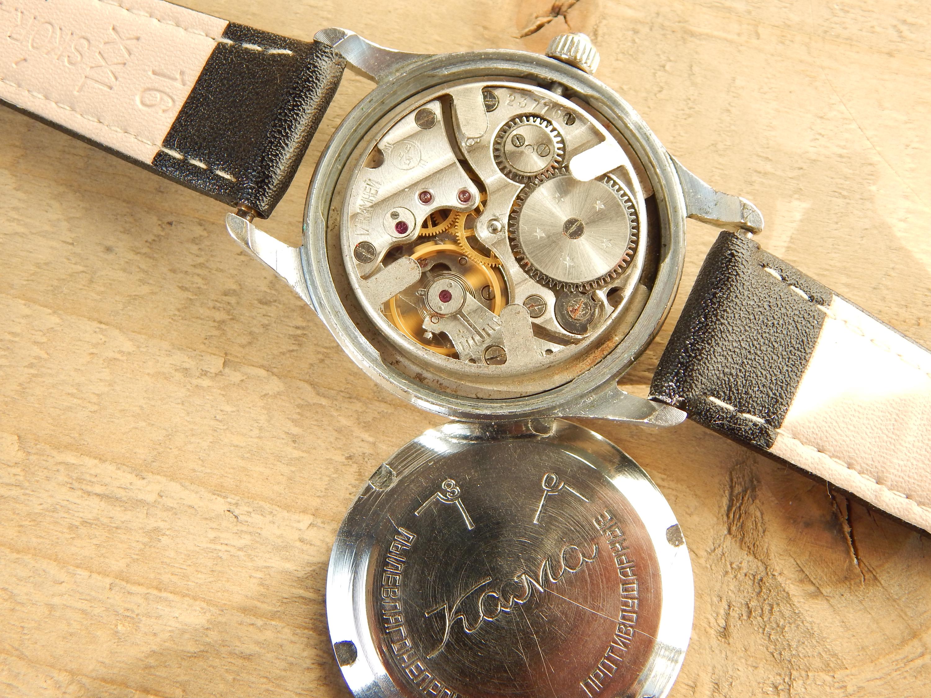 Montre Vintage Kama URSS Années 1956 - Mécanique à Remontage Manuel - Homme