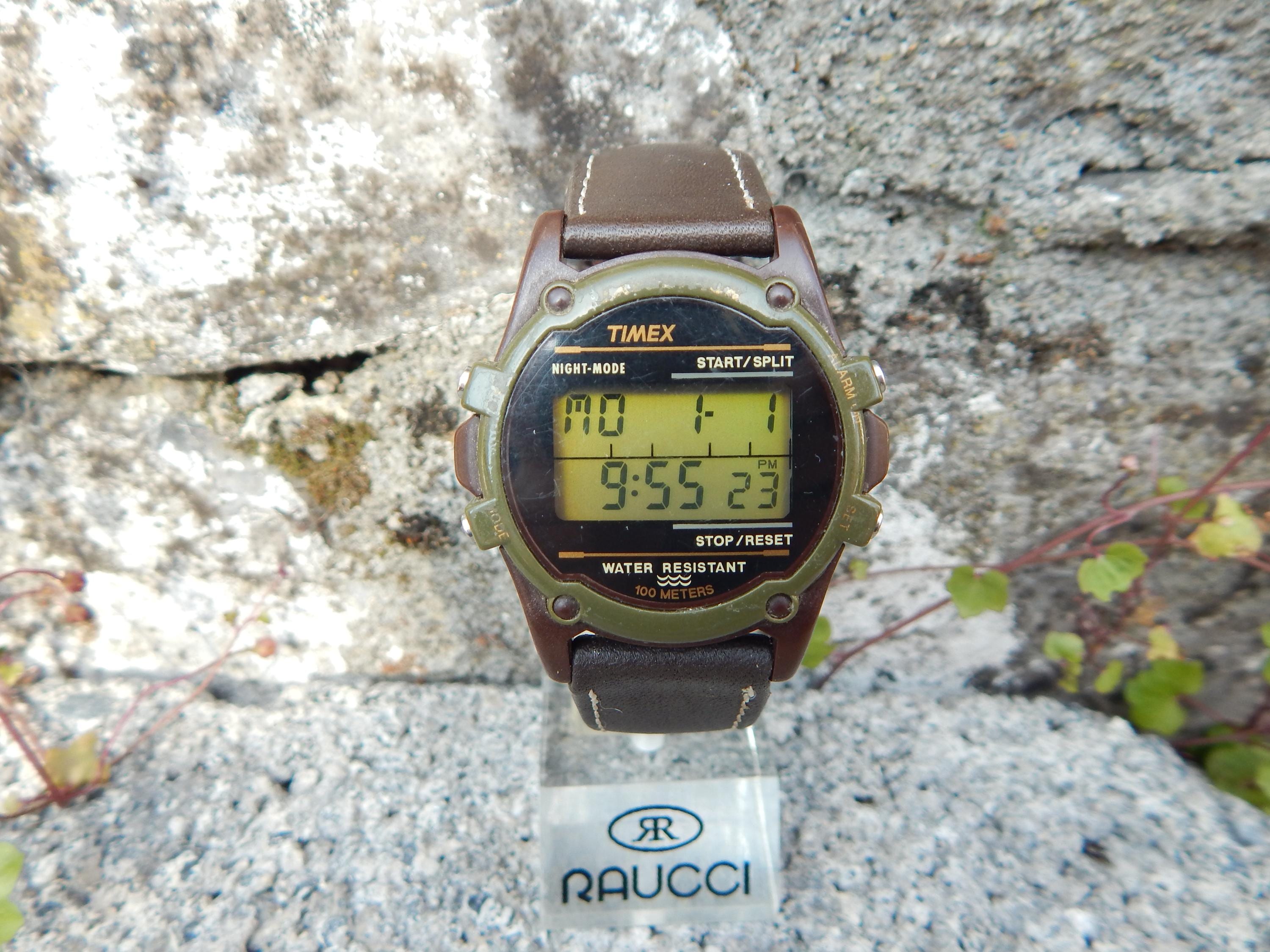 Vintage Timex Expedition 100m 745 FF Indiglo Chrono Mens