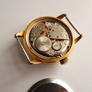 Reloj mecánico vintage Raketa, caja chapada en oro AU 20 Micron, reloj soviético Raketa para hombre de la década de 1970. imagen 8