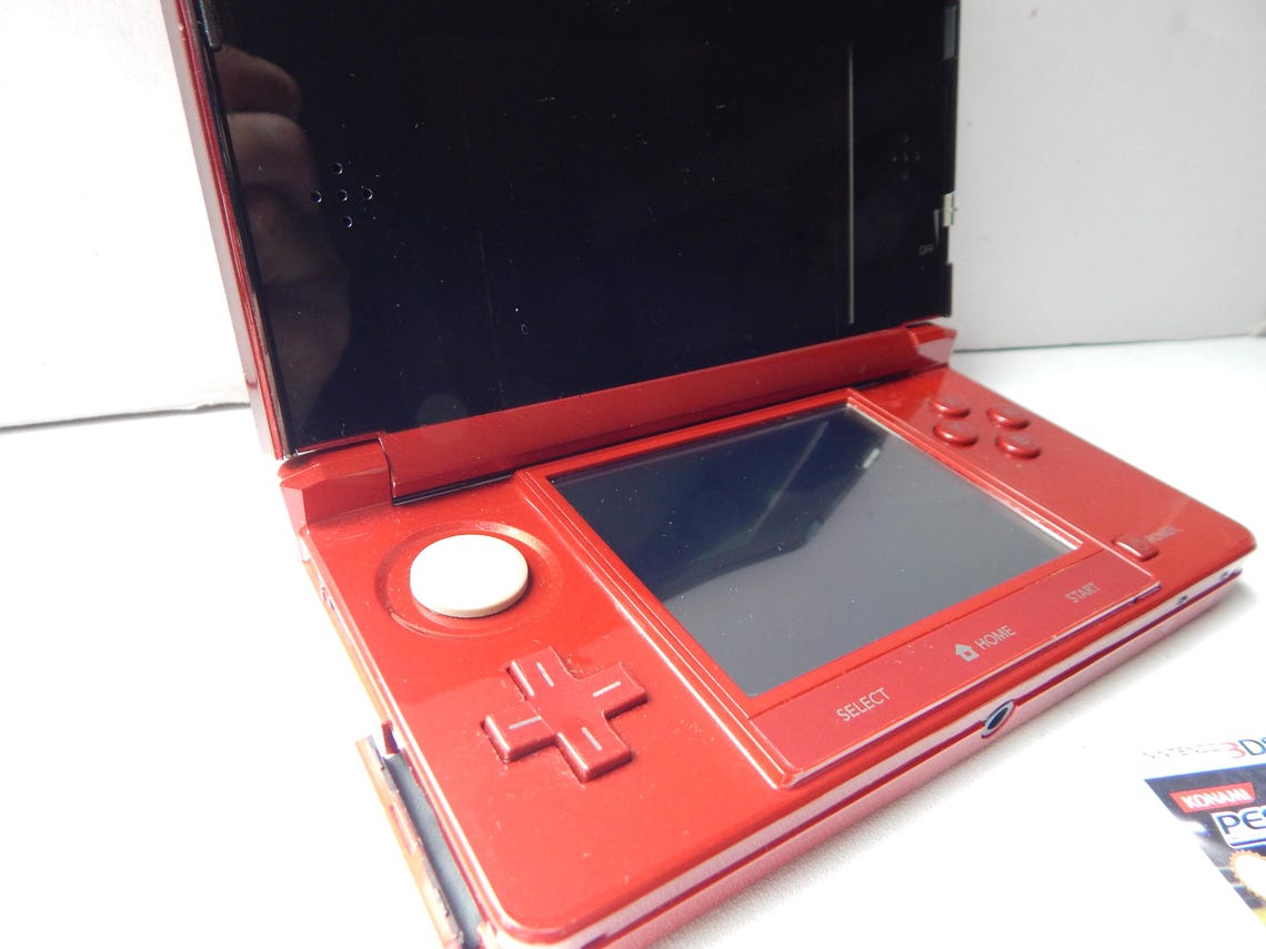 Nintendo 3DS Flame Red game console is in working condition, tested., foto 3 di 5