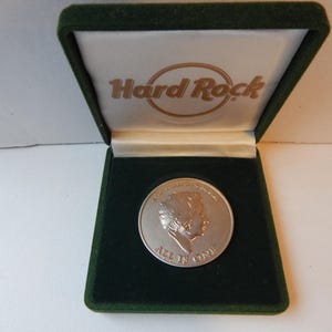 Hard Rock Cafe Abzeichen BOX 2016 „Hri Rita“