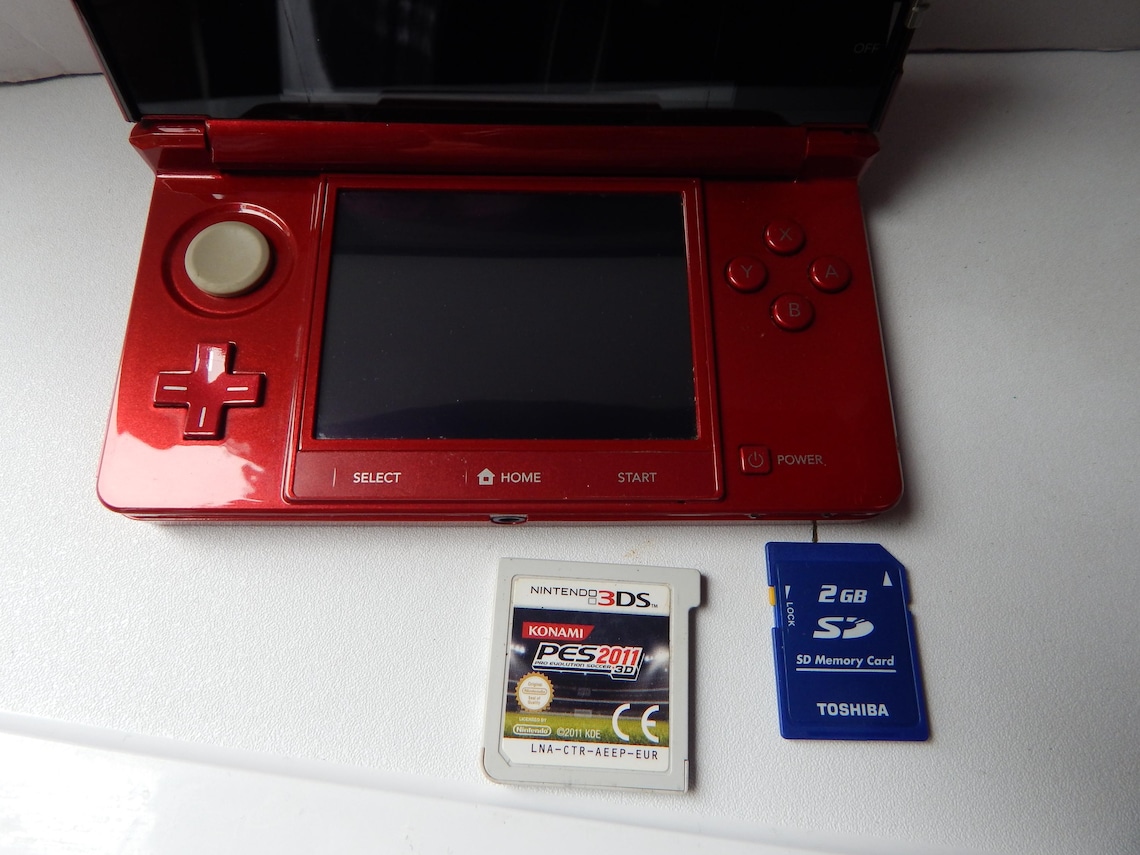Nintendo 3DS Flame Red game console is in working condition, tested., foto 2 di 5