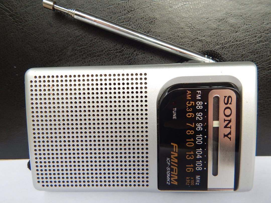 Vintage Sony FM AM Portable Antenna Radio Model ICF-S10MK2 Tested ...