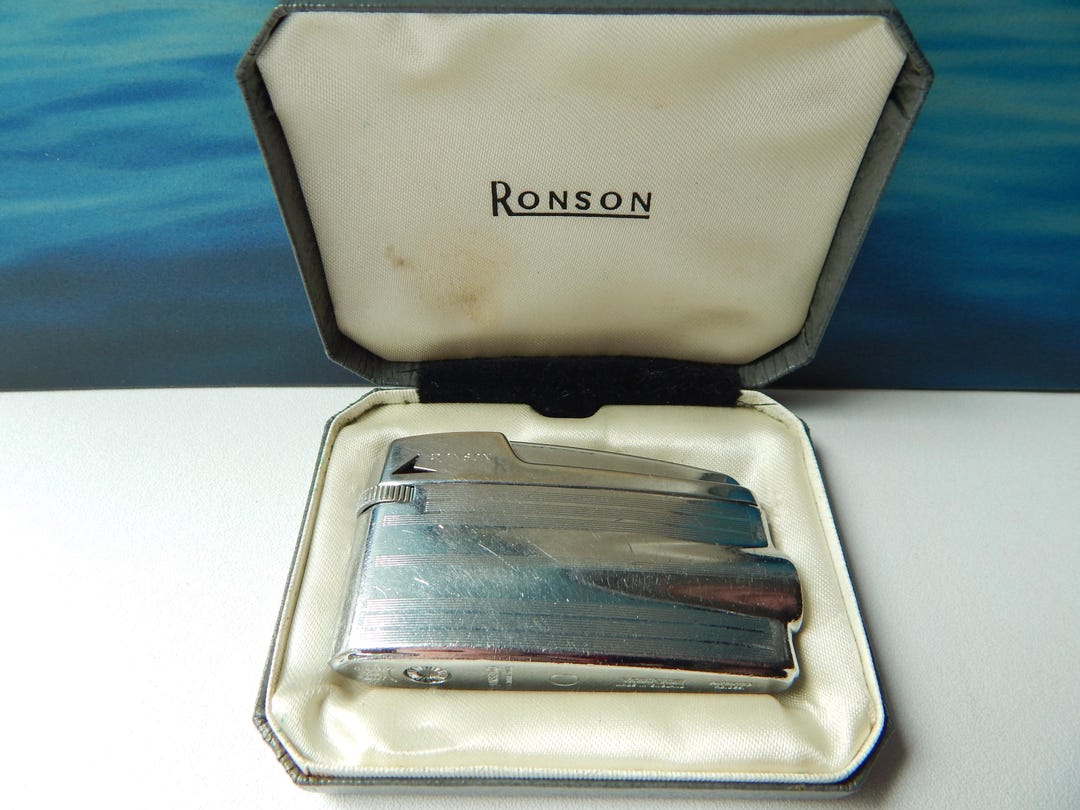 Vintage Ronson Varaflame Gas Lighter in Case. Made in England. - Etsy