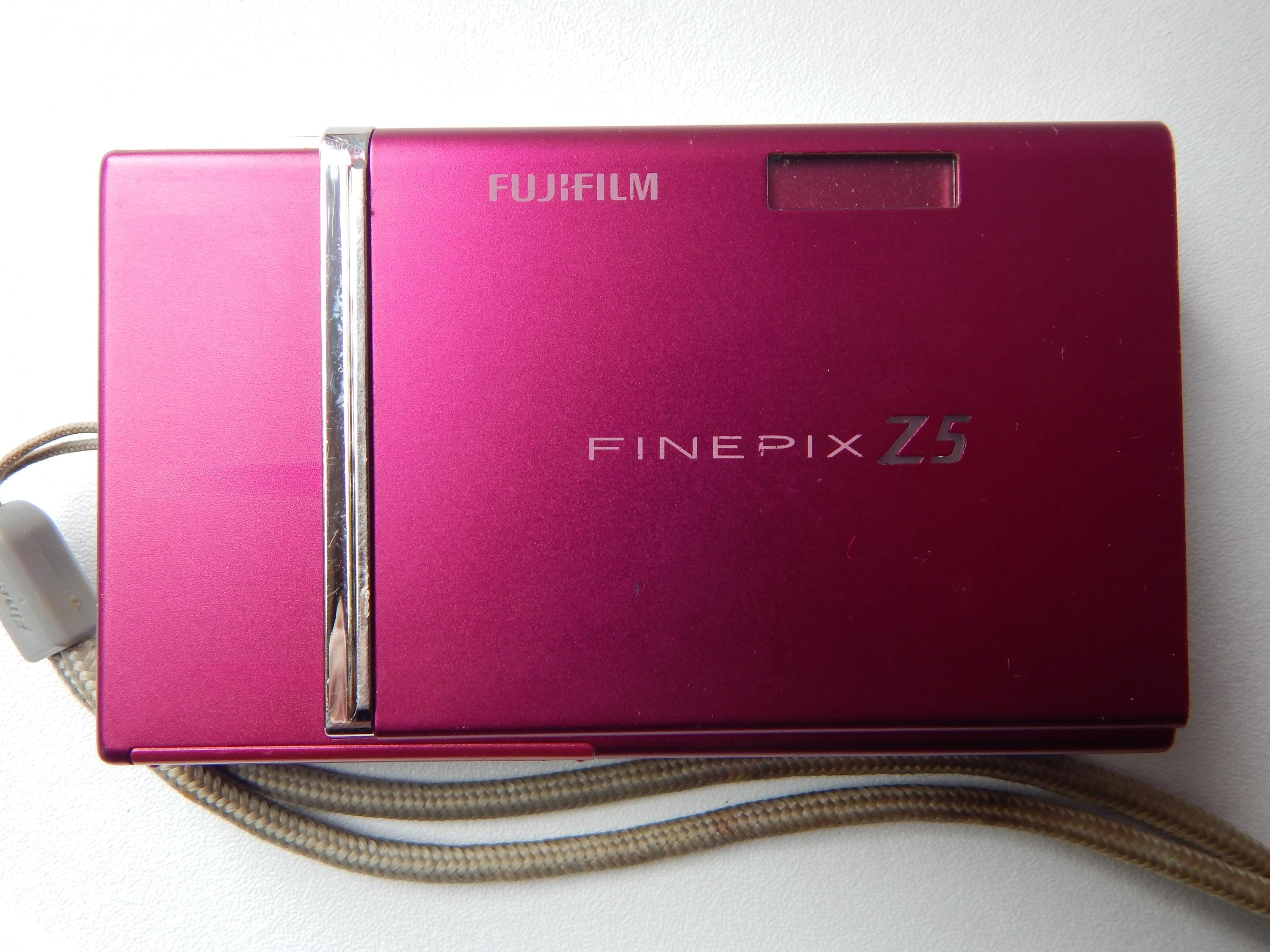FUJIFILM Finepix Z5fd 6.3MP Compact Digital Camera. Tested and in