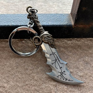 God Of War Ragnarok Keyring Keychain Kratos Blade of Chaos Leviathan Axe  Jötnar