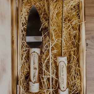 Rustic cake server, cake knife set for wedding, custom cake cutter set, Wood with letters cutting knife and server, country server/cutter