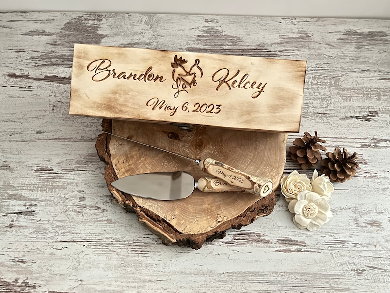 Rustic cake server,Wedding cake set,Rustic wedding Personalized server, Wood Wedding knife and server image 3