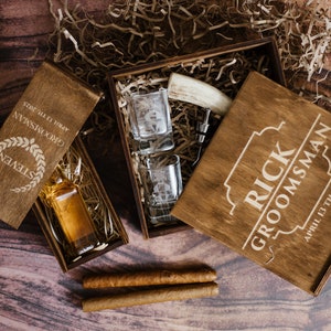 Groomsman Gift, Best Man Gift, Wooden Gift Box, Personalized Groomsmen Gifts Box, Cigar Gift Box, groomsmen proposal, Best Man present Box