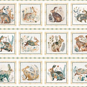 Op de afbeelding: Een stoffen paneel met twaalf vierkante illustraties van konijnen in verschillende poses, omringd door bloemmotieven. De konijnen zijn afgebeeld in bruin-, blauw- en groentinten, met ingewikkelde patronen. Het paneel bevat decoratieve randen.