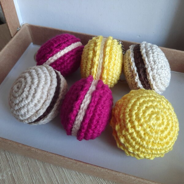 Macaron crochet, amigurumi macaron, macaron porte clé