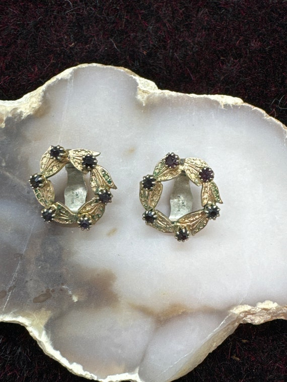 1930’s - 1940’s Clip-On Earrings Gold Tone Wreath… - image 4